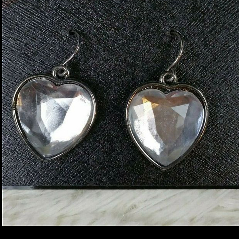 GNW Drop Dangle Earrings Clear Heart Faceted